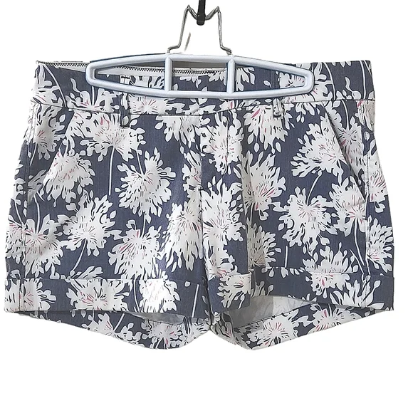 Dear John Floral Cuffed Shorts. Size 30 (10) - Picture 1 of 9